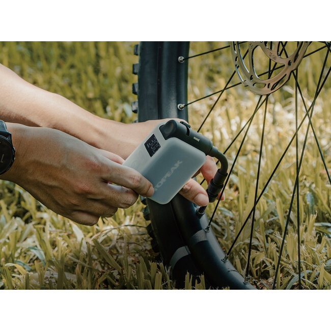 Topeak E-Booster Electronic Digital Pump