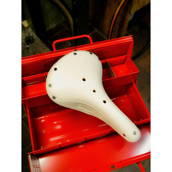 Brooks B17 Saddle Limited Edition White