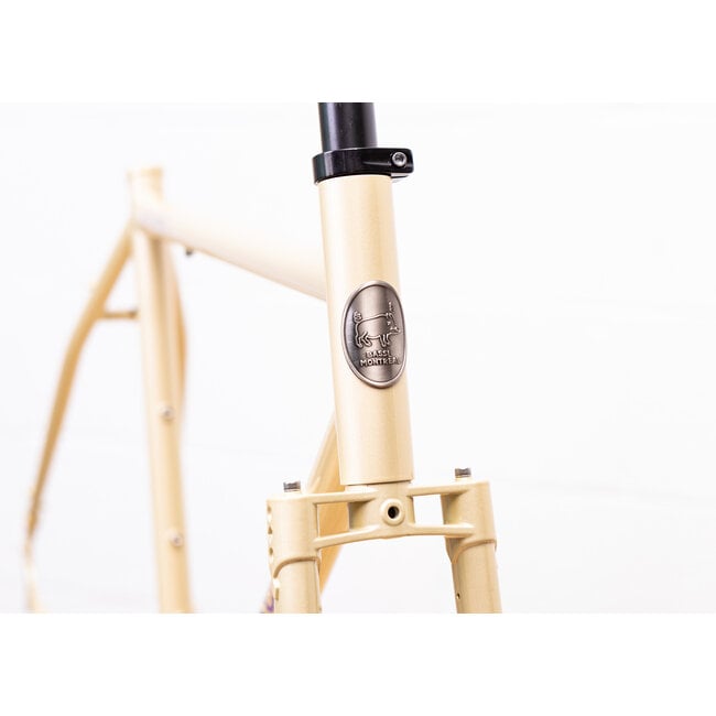 Bassi Hog's Back Frameset