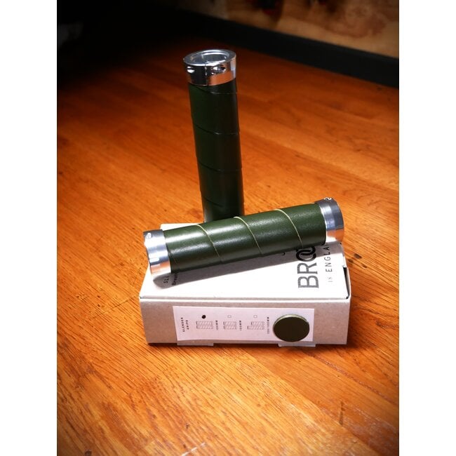 Brooks Brooks Slender Leather Grips 130mm Limited Edition British Racing Green