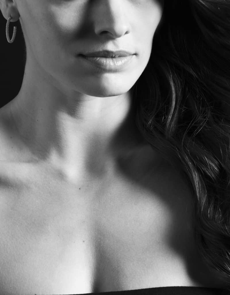 LAGOS Signature Caviar 25mm Hoop Earrings