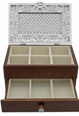 Lacie Daisy Jewelry Chest