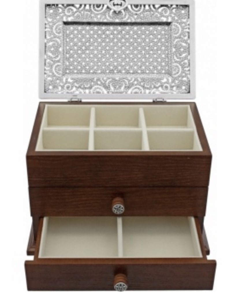 Lacie Daisy Jewelry Chest