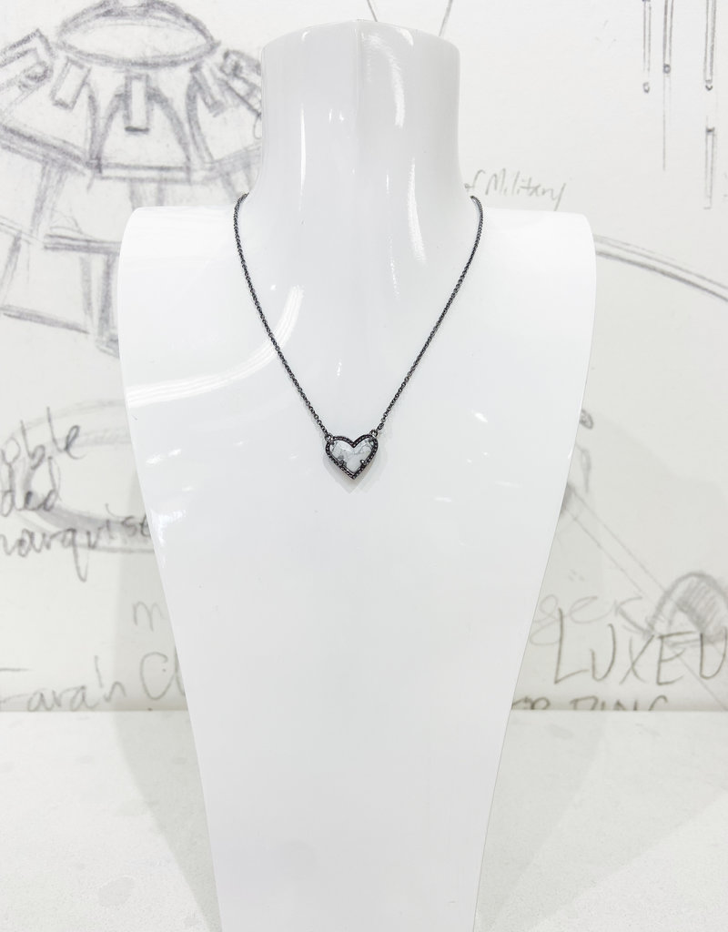 KENDRA SCOTT Ari Heart Pendant Necklace in Gunmetal