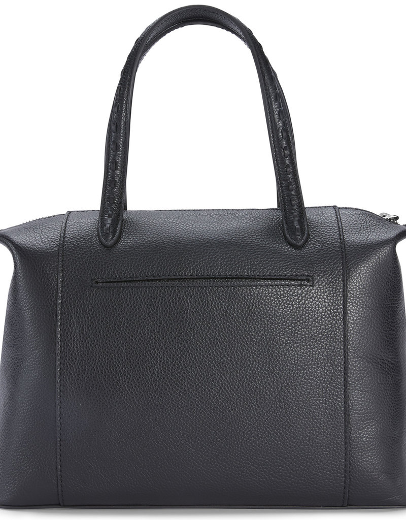 Janelle Satchel Black