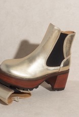 OASIS SOCIETY Dorothy Chunky Boots in Gold