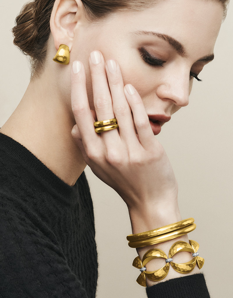 Inner Circle Double Hinge Bangle in Gold