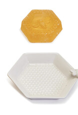 TWO'S COMPANY Bee Clean Honey Soap & Soap Dish