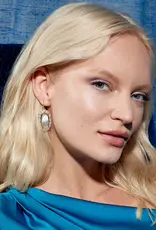 KENDRA SCOTT Elle Crystal Frame Drop Earrings