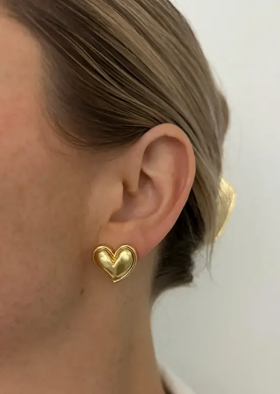J.HOFFMAN'S Bitsy Heart Stud Earrings
