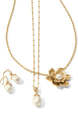 Everbloom Pearl Flower Necklace