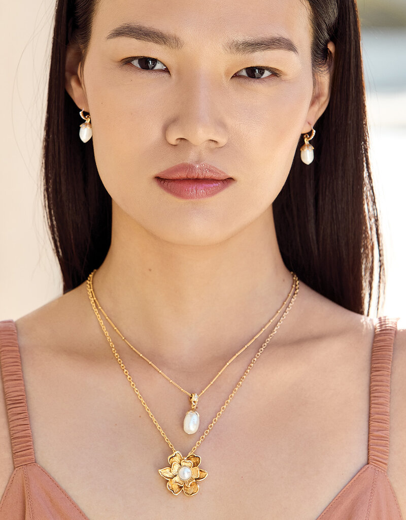 Everbloom Pearl Drop French Wire in Gold