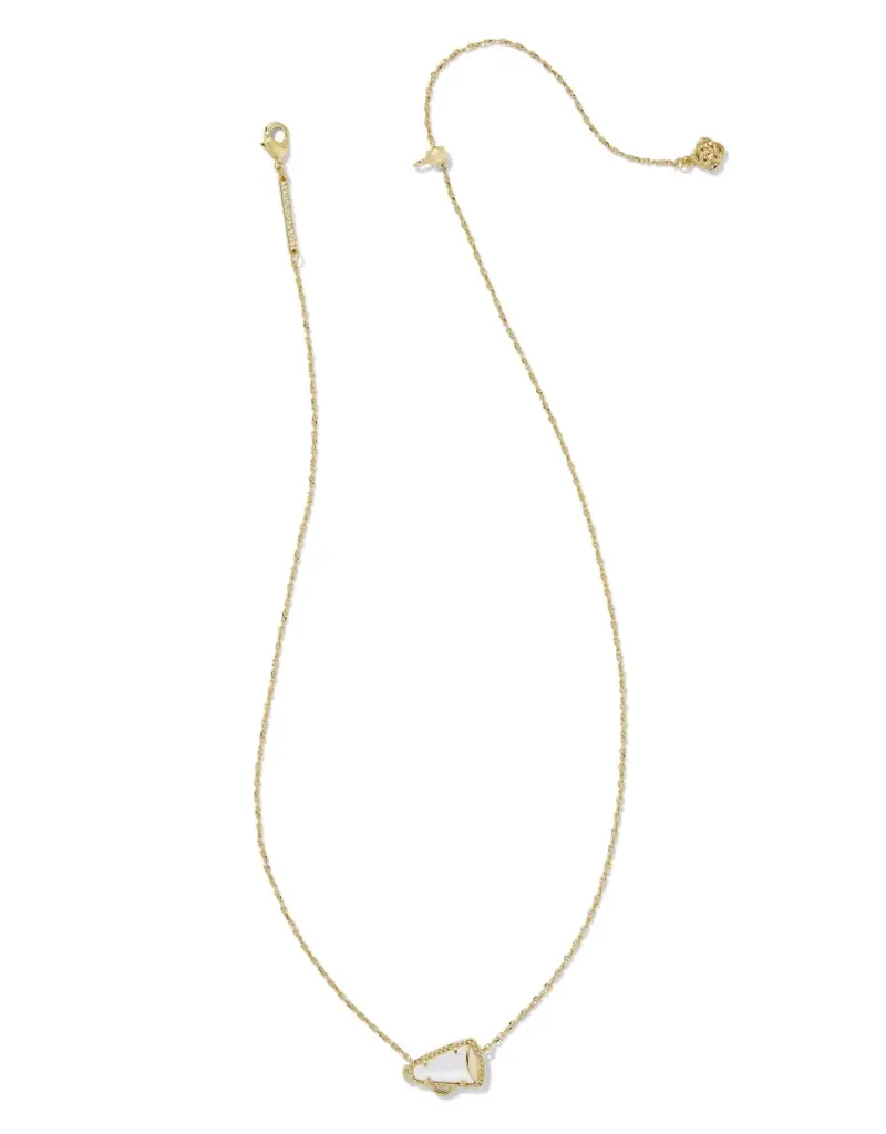 KENDRA SCOTT Cheer Short Pendant Necklace