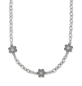 Metal Petal Short Necklace