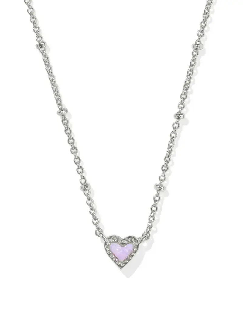 KENDRA SCOTT Mini Ari Heart Satellite Short Pendant Necklace