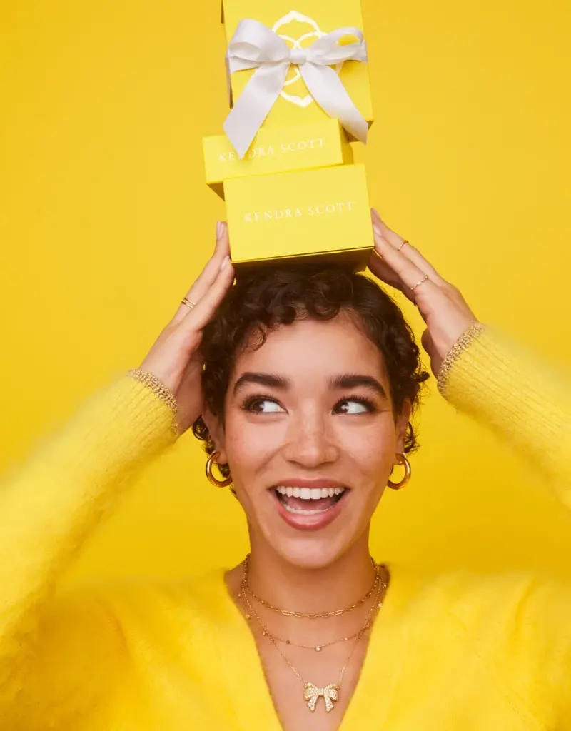 KENDRA SCOTT **RESTOCKED** Krista Bow Short Pendant Necklace