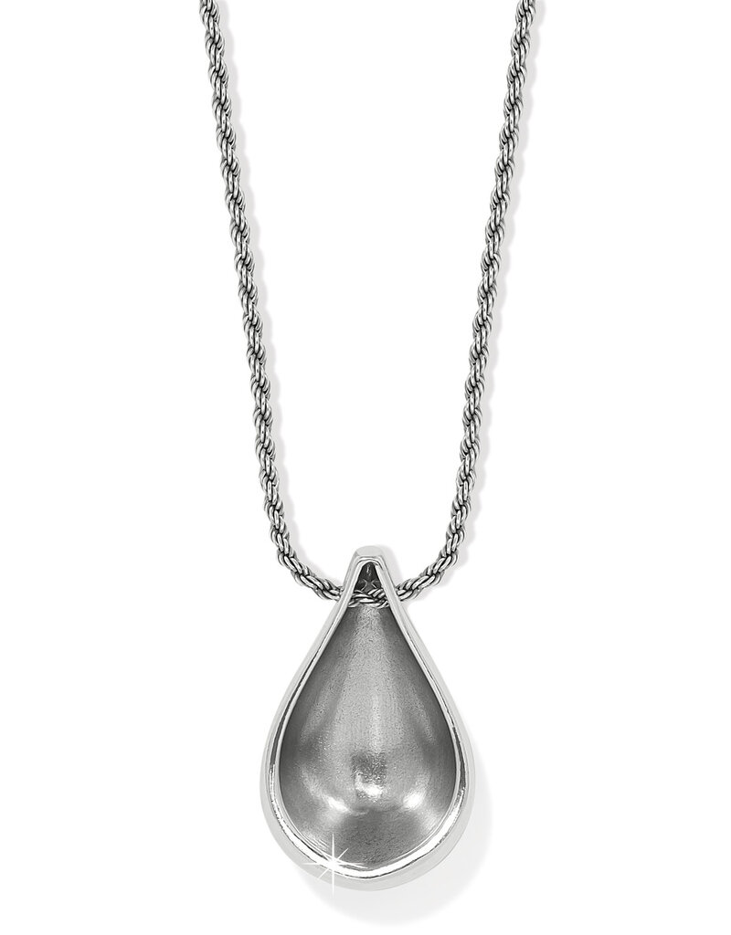 Nile Pendant Necklace in Silver