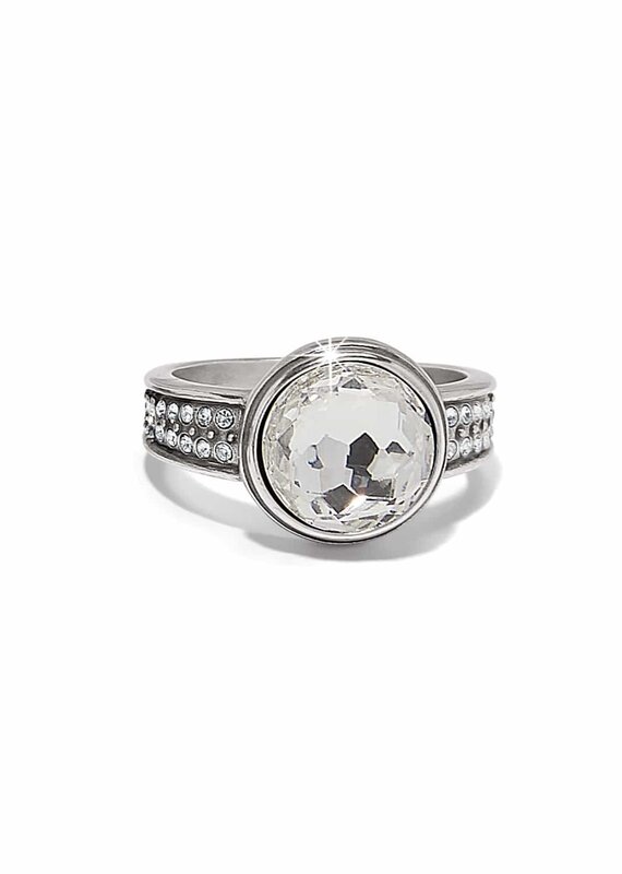 Meridian Aurora Ring in Topaz