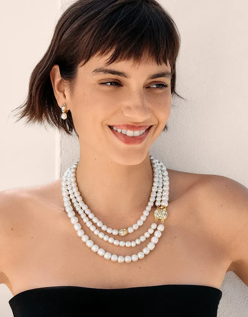 Trust Your Journey Pearl Necklace