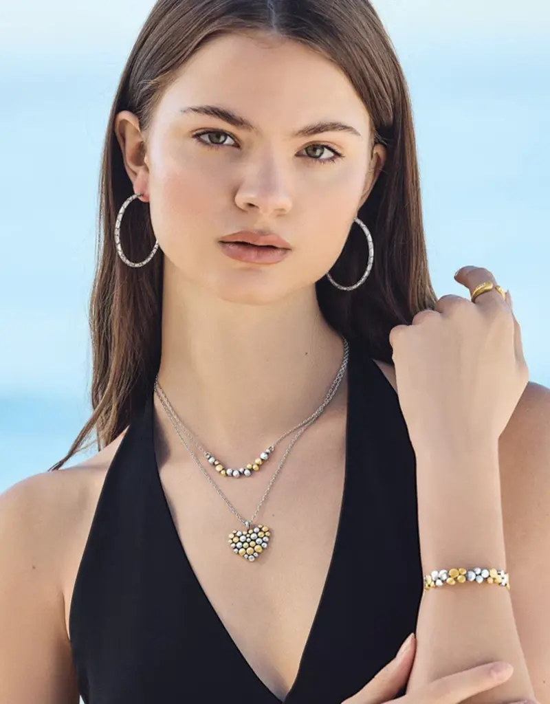 Pebble Edge Heart Necklace