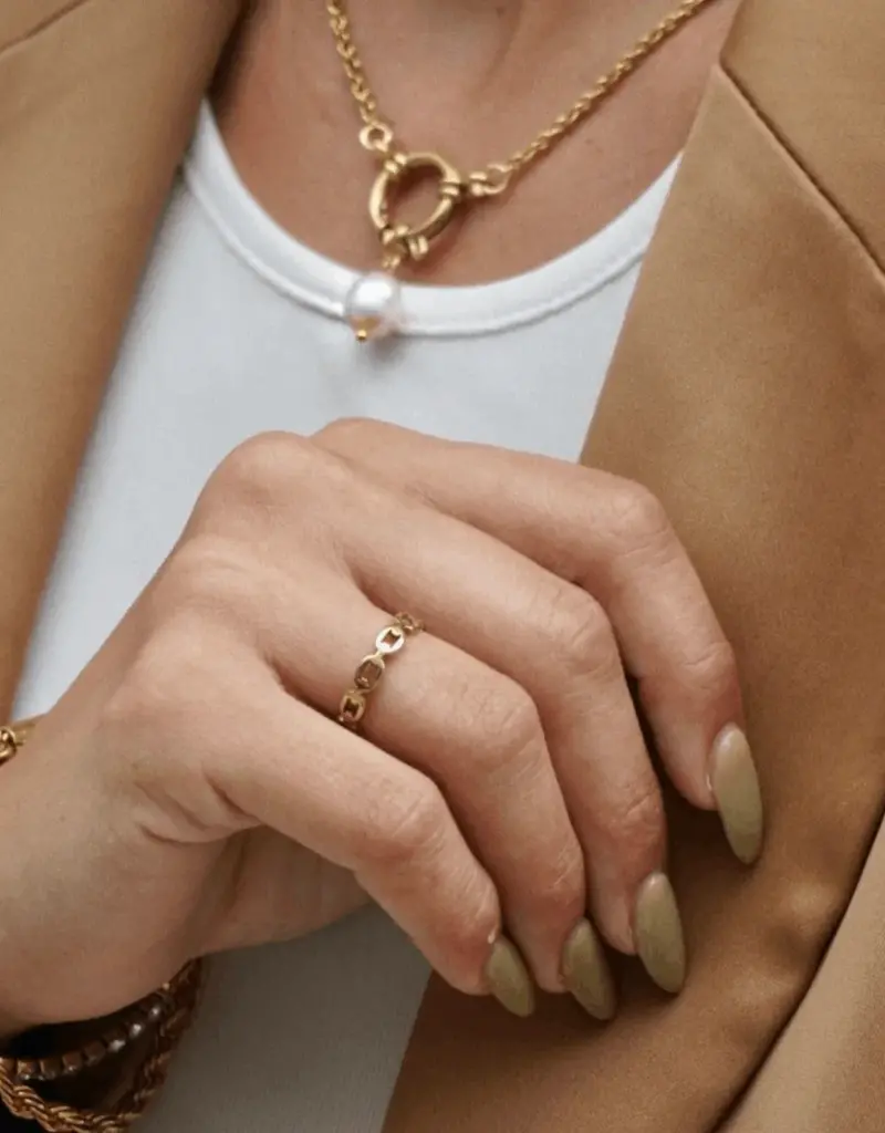 J.HOFFMAN'S Billy Dainty Chain Ring