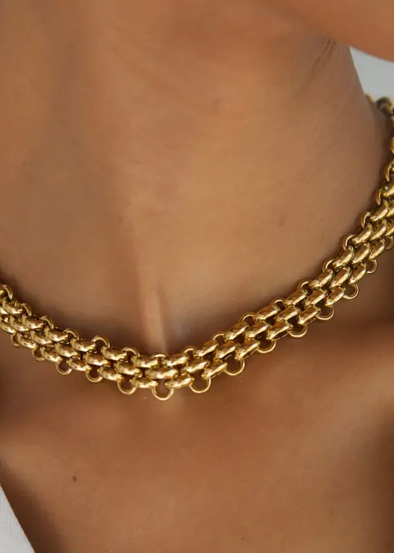 J.HOFFMAN'S Rosalinda Chunky Chain Toggle Necklace- Gold