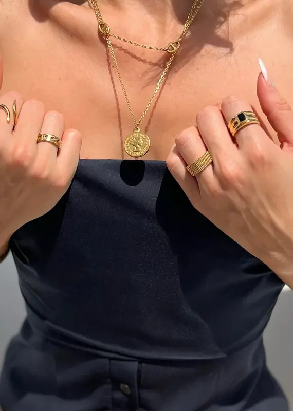 J.HOFFMAN'S Vida Coin Pendant Necklace- Gold