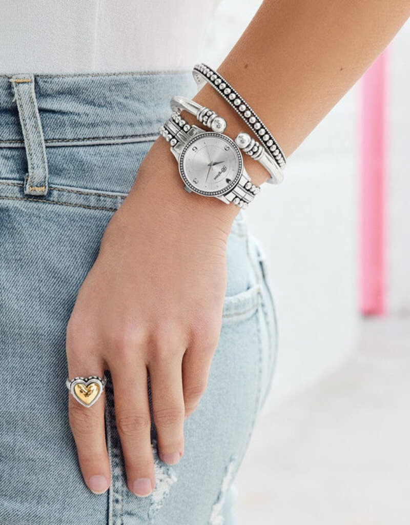 Pretty Tough Bold Heart Ring in Gold