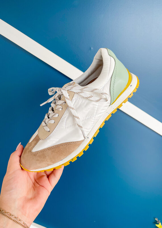 VANELI Fifi Sneaker-camel suede