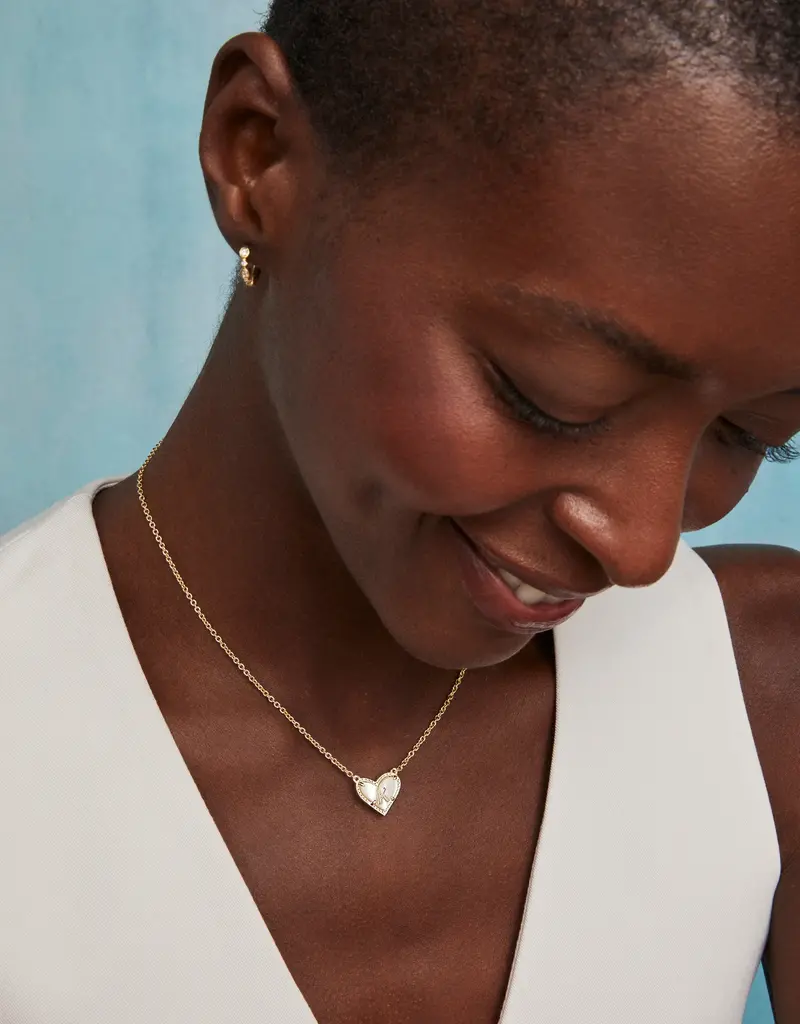 KENDRA SCOTT Heart Letter Gold Pendant Necklace