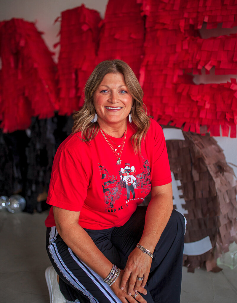 J.HOFFMAN'S - LICENSE **j.hoffman's exclusive design** Take Me To Raider Alley Tee