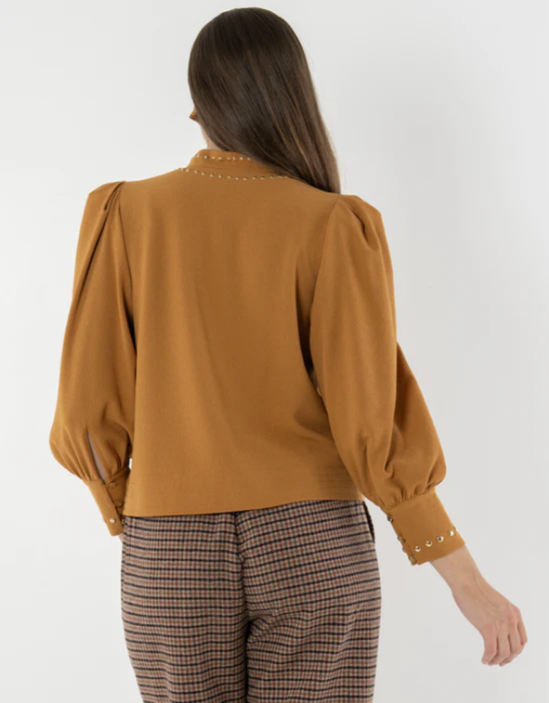 J.HOFFMAN'S Hampton Top- Brown Sugar