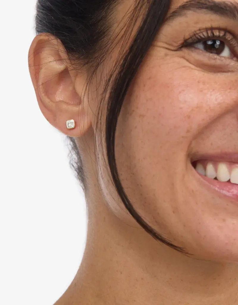 J.HOFFMAN'S Duchess 4mm Studs