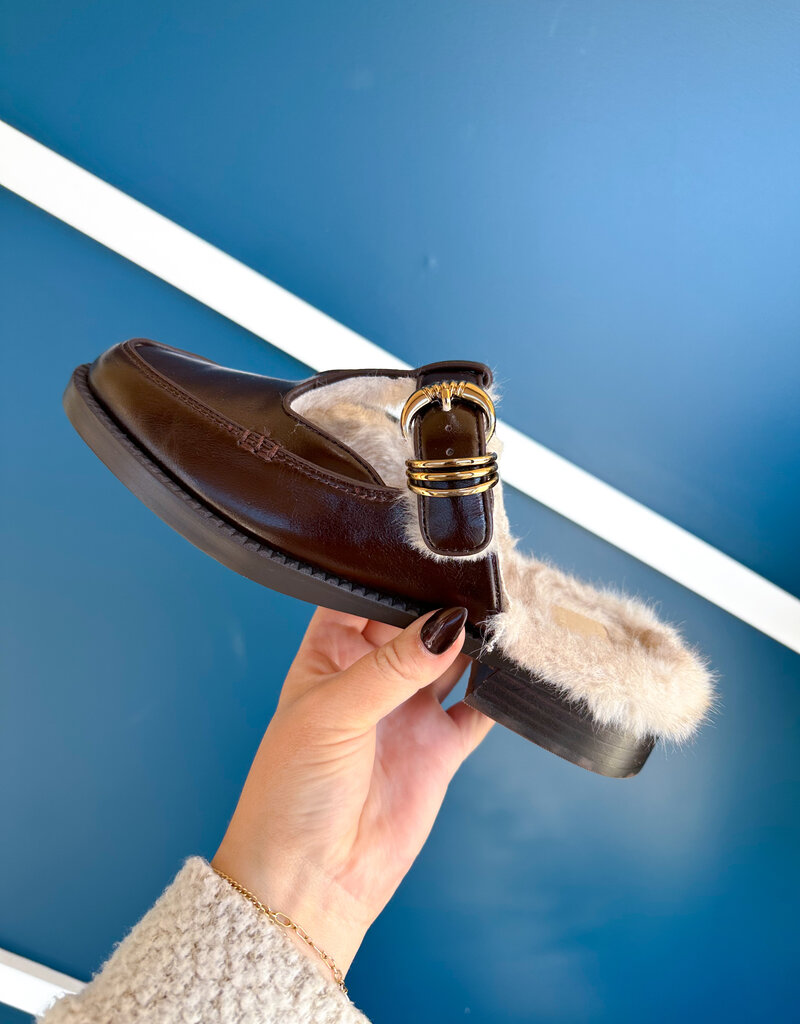 J.HOFFMAN'S Harlah Plush Flats- Chocolate