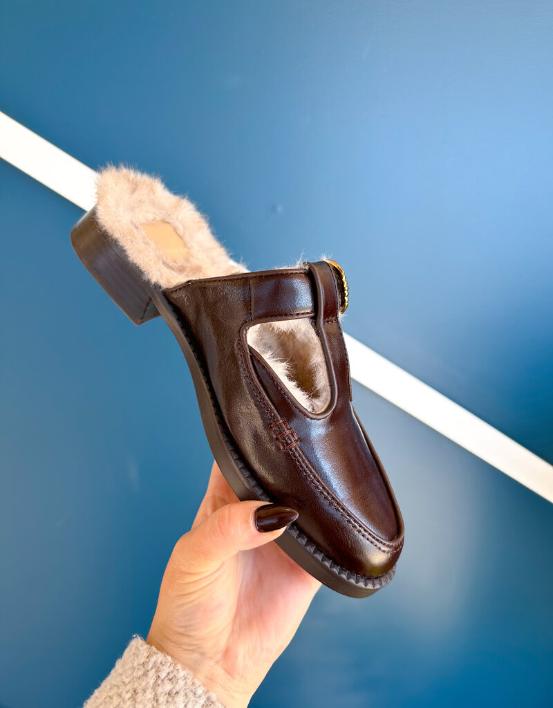 J.HOFFMAN'S Harlah Plush Flats- Chocolate