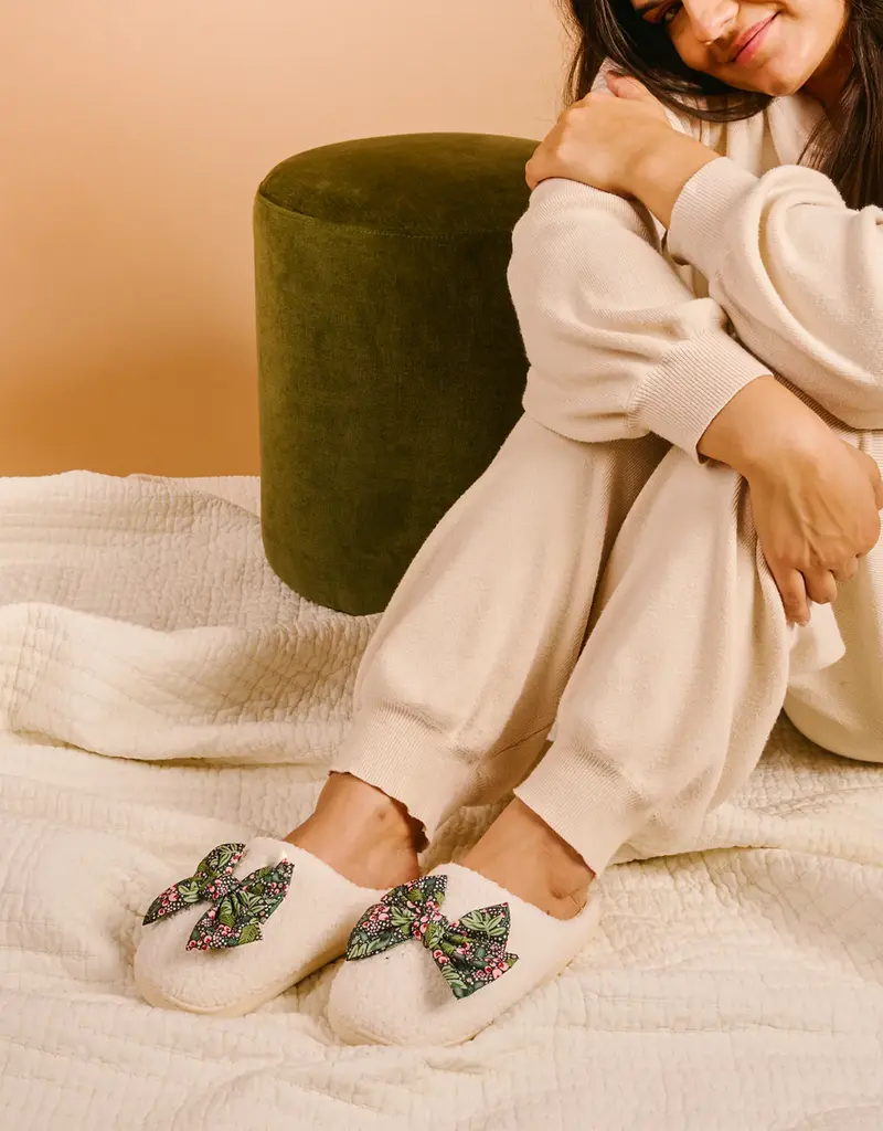 J.HOFFMAN'S Fuzzy Slippers- Betty Bow Jolly Sprig