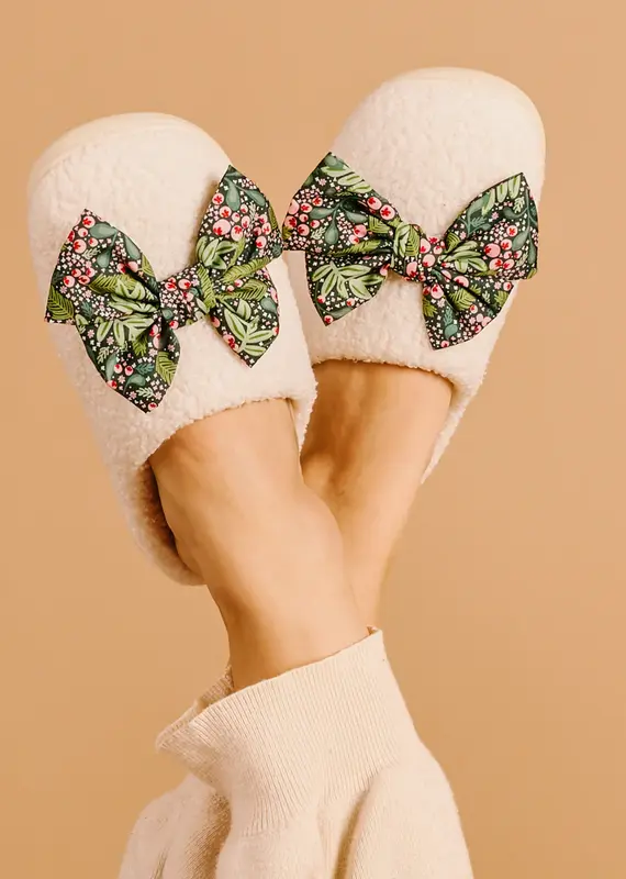 J.HOFFMAN'S Fuzzy Slippers- Betty Bow Jolly Sprig
