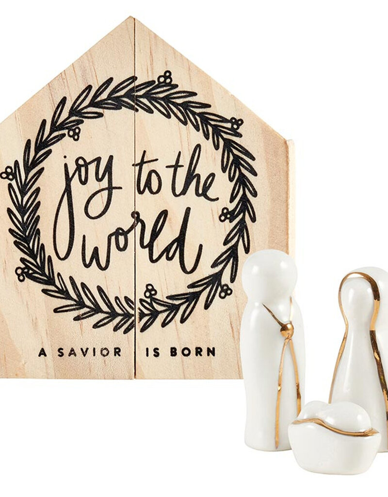 J.HOFFMAN'S Ceramic Figurines Pine Wood Box- Holy Family