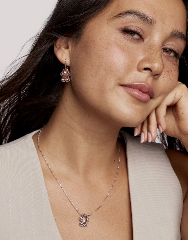 KENDRA SCOTT Gingerbread Short Pendant Necklace