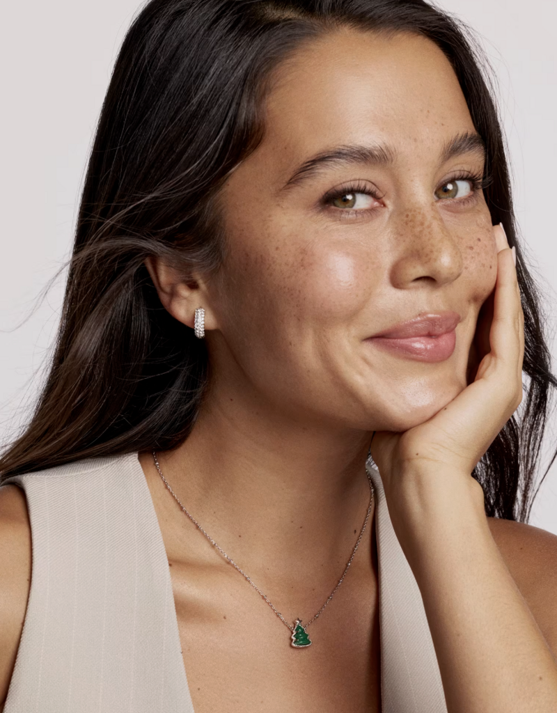 KENDRA SCOTT Holiday Tree Short Pendant Necklace