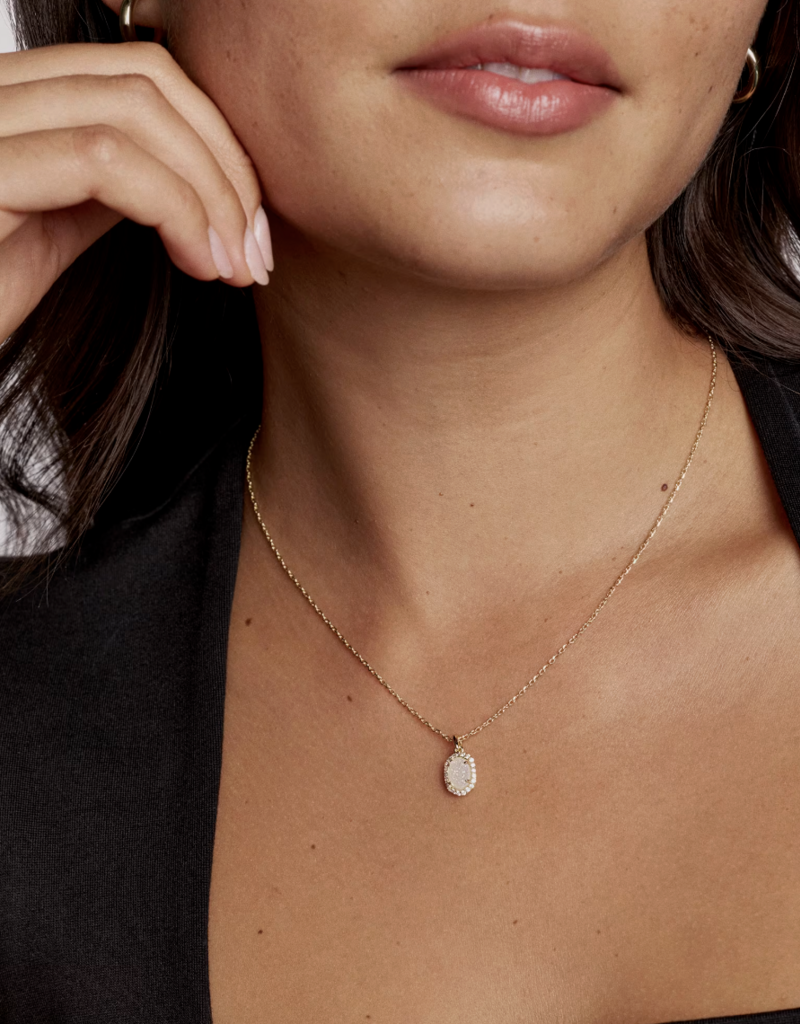 KENDRA SCOTT Daphne Crystal Frame Necklace