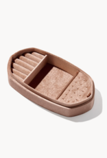 KENDRA SCOTT Danielle Medium Case- Terra Cotta