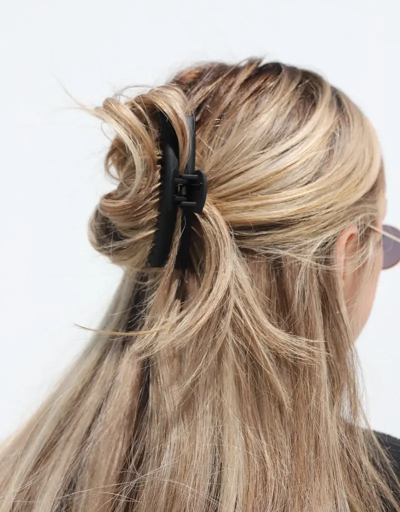 J.HOFFMAN'S Midi Hold Everything Claw Clip