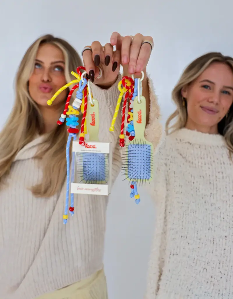 J.HOFFMAN'S Mini Scalp to Ends Brush