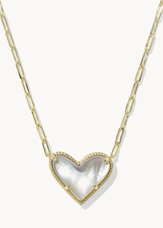 KENDRA SCOTT Ari Heart Statement Necklace