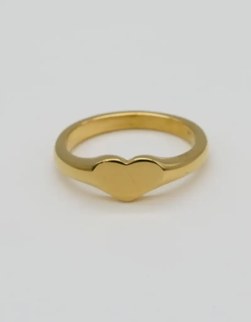J.HOFFMAN'S Heart Signet Ring in Gold