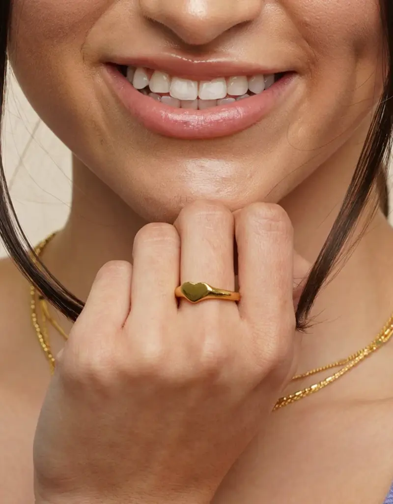 J.HOFFMAN'S Heart Signet Ring in Gold