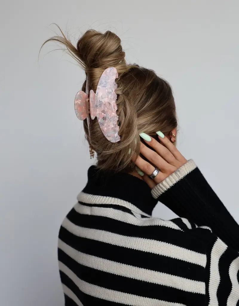 J.HOFFMAN'S Oversized Claw- Pink Pearl