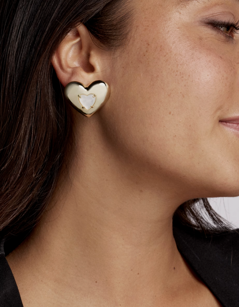 KENDRA SCOTT Sasha Heart Stud Earrings