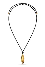 J.HOFFMAN'S Amaya Oversized Shell Cord Necklace in Gold